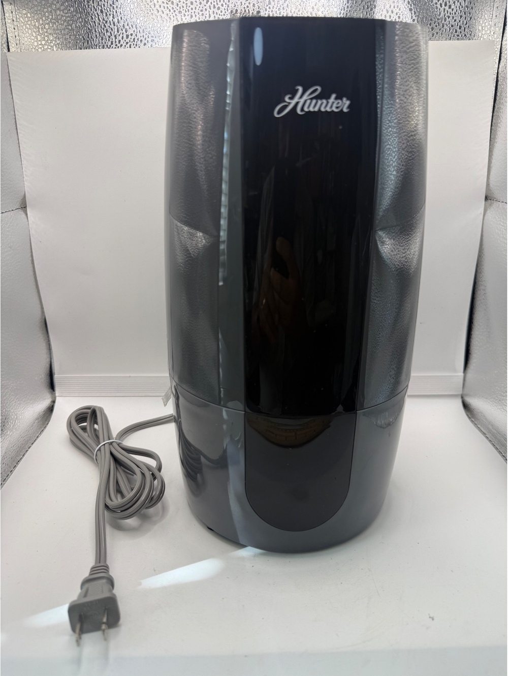 Hunter HHU425 Electric Humidifier 120VAC 60Hz 0.5A Black